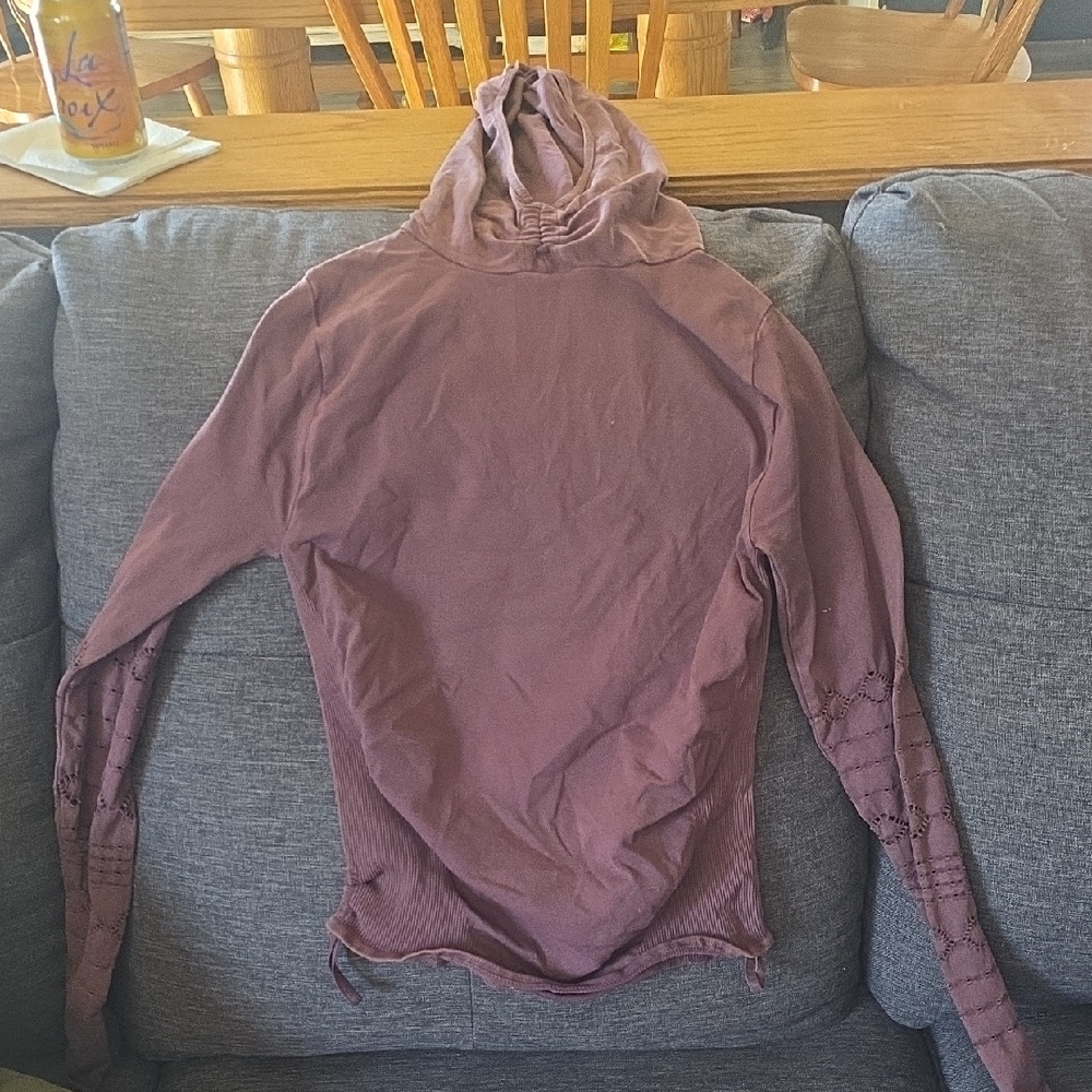 We The Free Dusty Mauve Hooded Lightweight Pullover